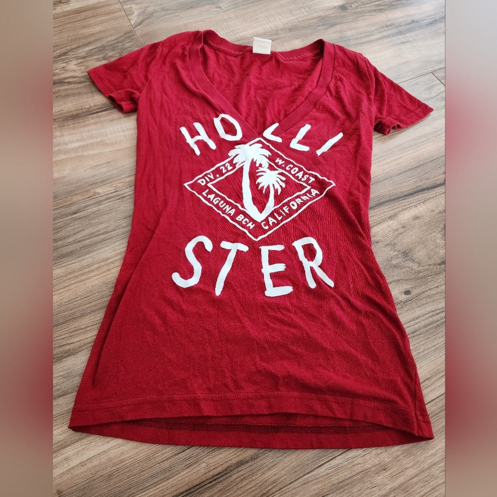 Hollister t-shirt size xs